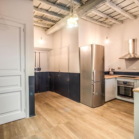 Stylish And Spacious Apartment Next To The Colosseum Řím Exteriér fotografie