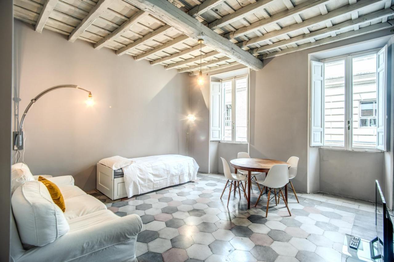 Stylish And Spacious Apartment Next To The Colosseum Řím Exteriér fotografie